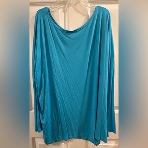 Piko 1988 Turquoise Bamboo Blend Top